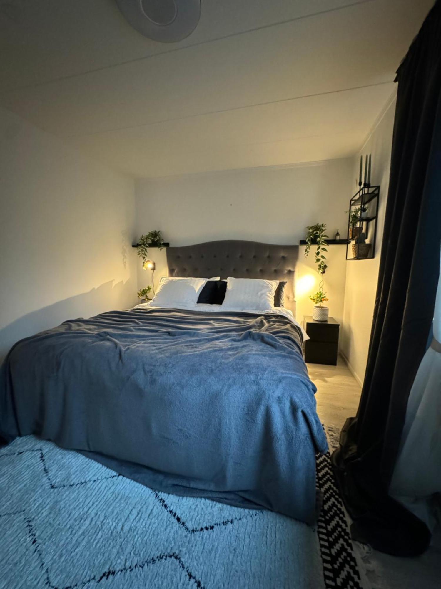 So Easy Stay, Malmoe Luaran gambar