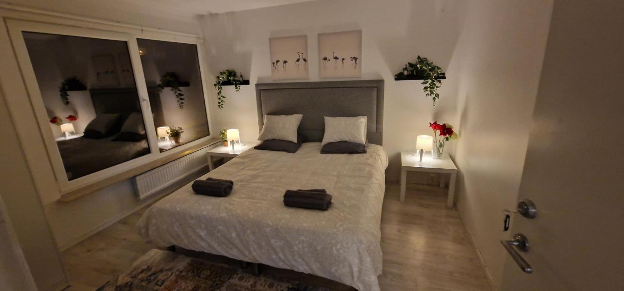 So Easy Stay, Malmoe Luaran gambar